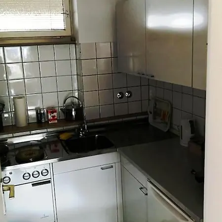 Zentrales Mit Schoenem Ueberblick!